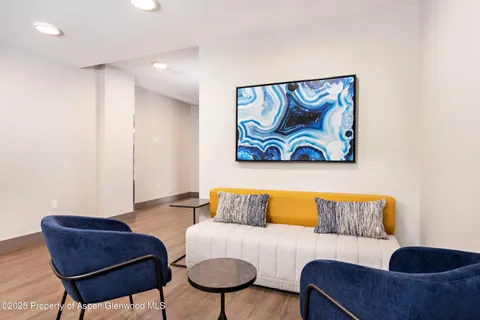 $394,000 | 253 Wulfsohn Road, Unit 322, Glenwood Springs, CO 81601