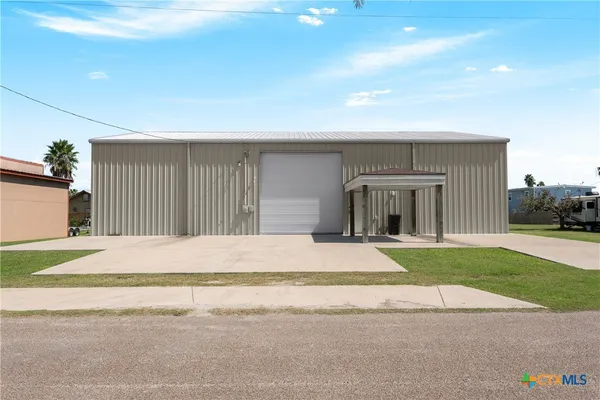 $575,000 | 214 Copano Drive, Port Mansfield, TX 78580