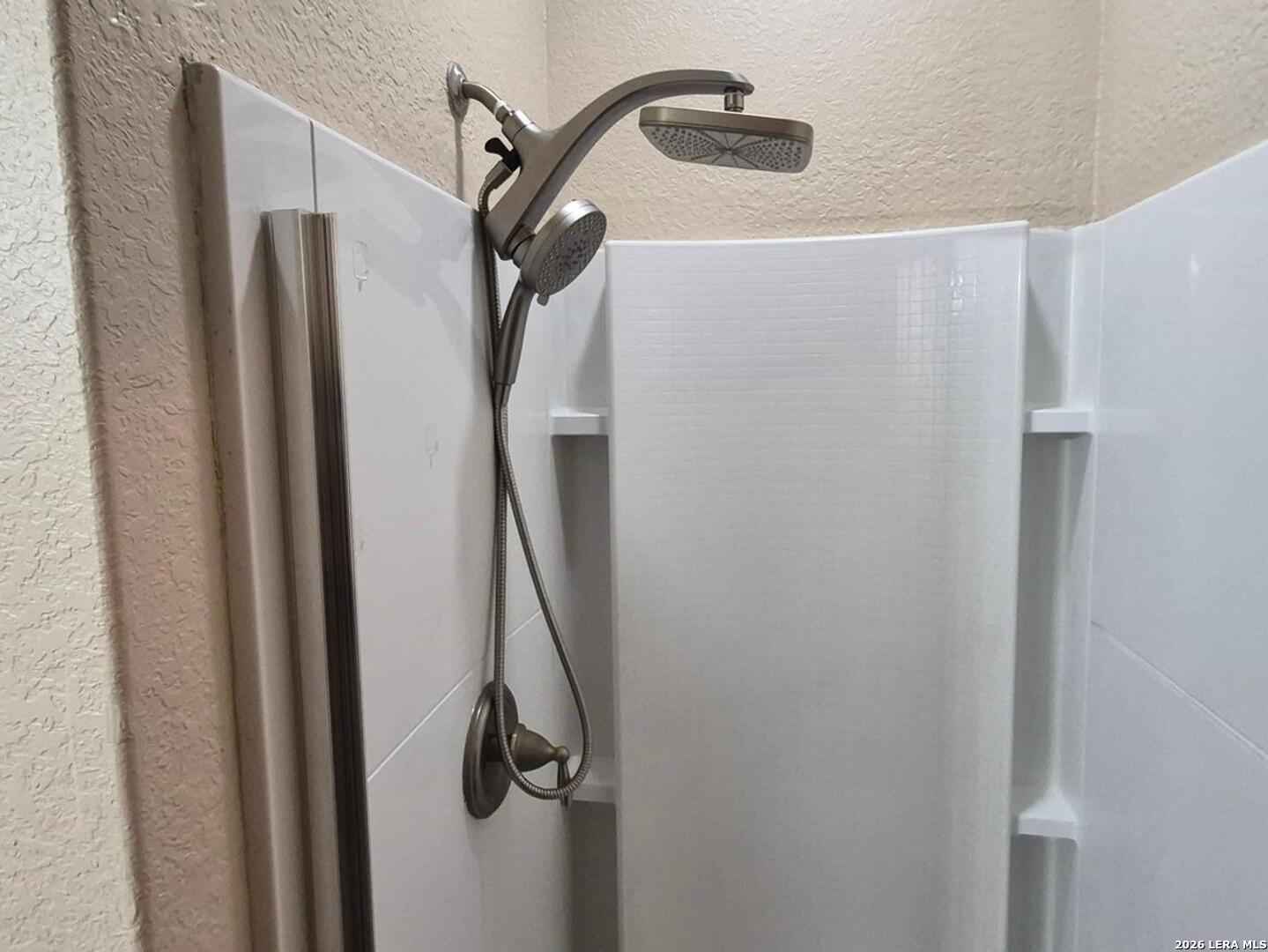 7102 Zuma Beach Converse, TX 78109 - Photo 22 of 31 a bathroom with a shower