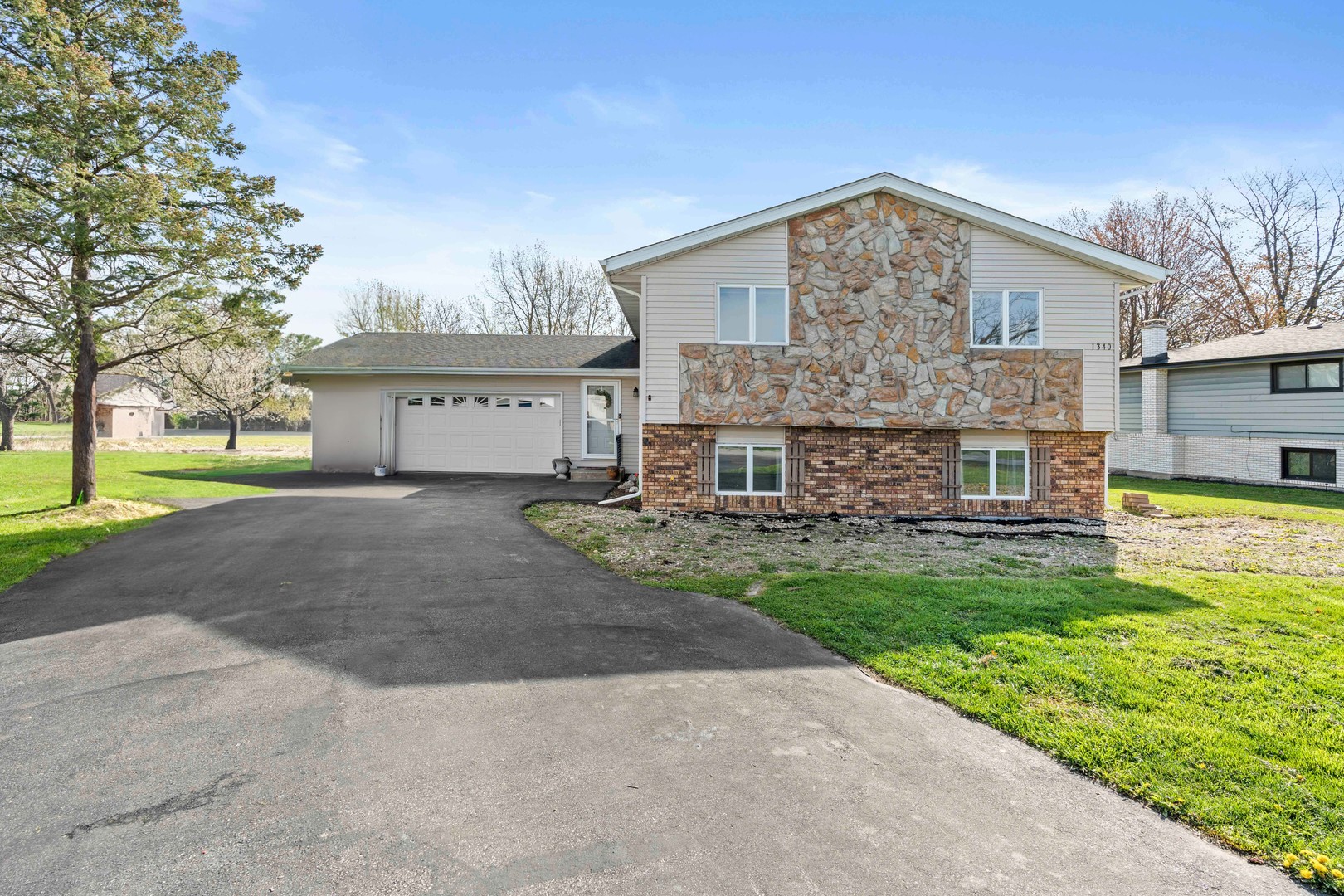 1340 Brandywine Road Crown Point, IN 46307 - Photo 1 of 35 Gallery Image 1