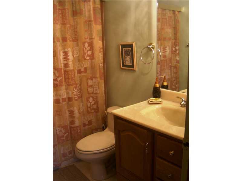 326 Malone Ridge Road Washington, PA 15301 - Photo 19 of 25 Full Bath.