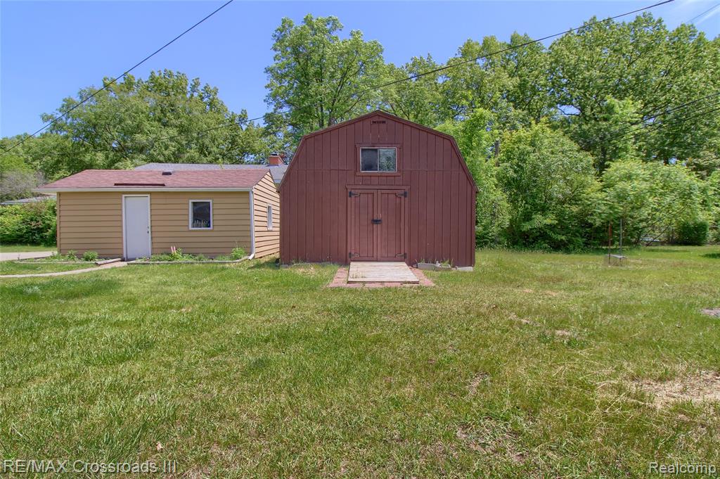 41509 Riggs Road Belleville, MI 48111 - Photo 24 of 26