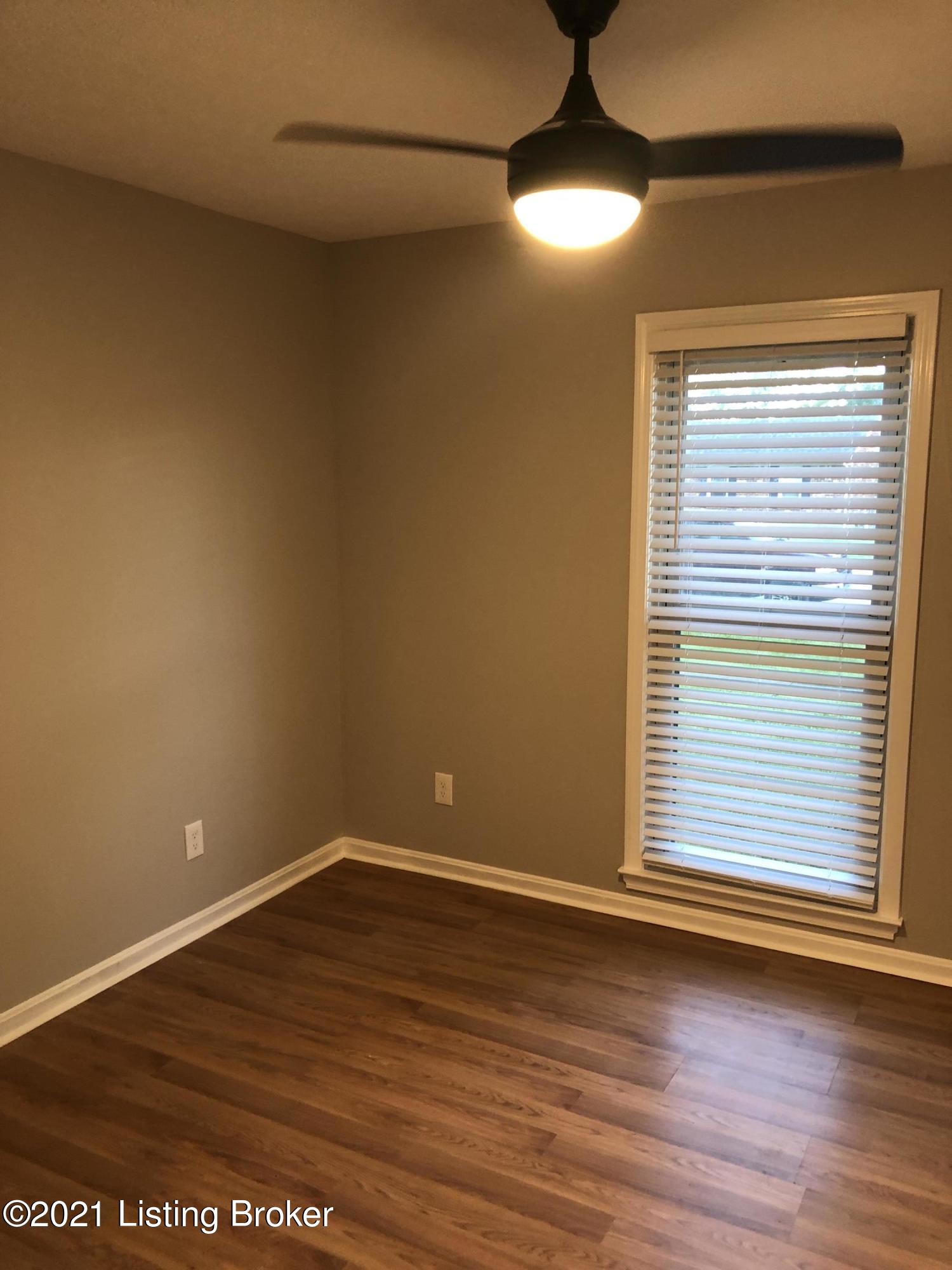 10709 St Rene Road Louisville, KY 40299 - Photo 21 of 26 IMG-3533