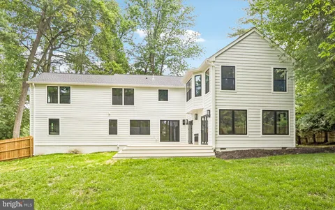 $2,295,000 | 2577 Wayland Road, Berwyn, PA 19312