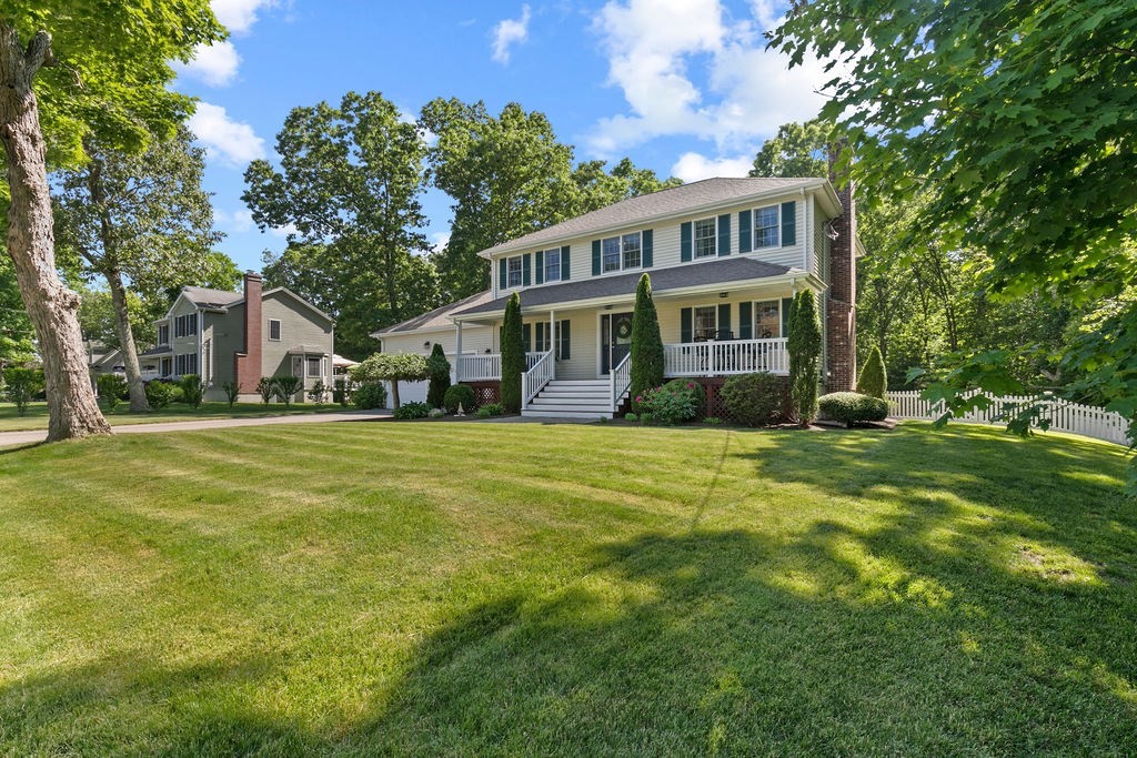 60 Beagle Club Road Attleboro, MA 02703 - Photo 1 of 42 Gallery Image 1
