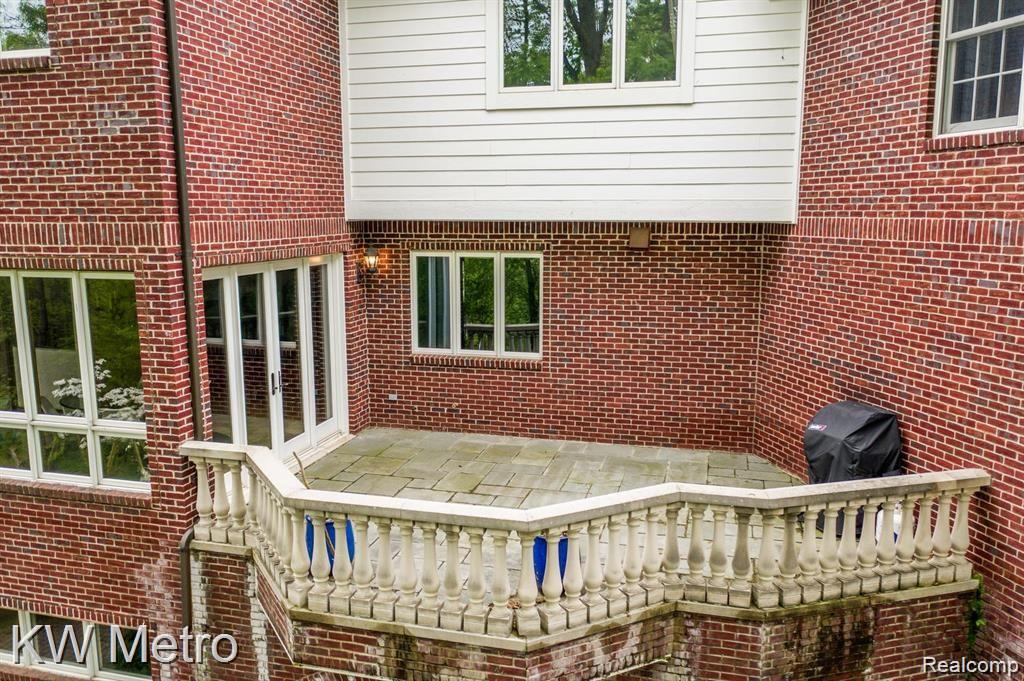 4640 Wind Ridge Court Rochester, MI 48306 - Photo 23 of 59