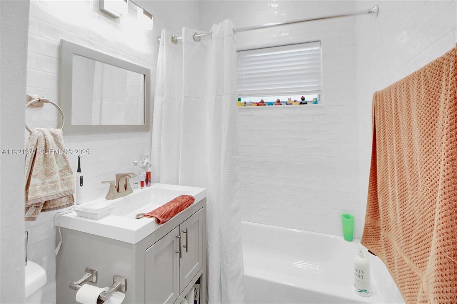 100 Southwest 30th Road Miami, FL 33129 - Photo 15 of 31