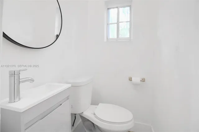 $1,325,000 | 100 Southwest 30th Road, Miami, FL 33129