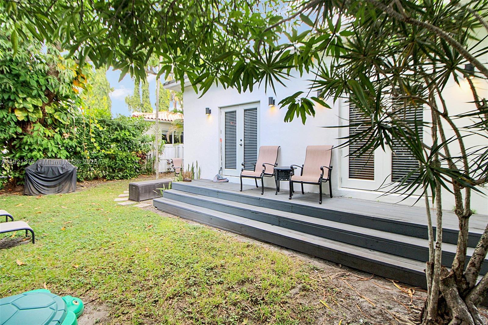 100 Southwest 30th Road Miami, FL 33129 - Photo 21 of 31