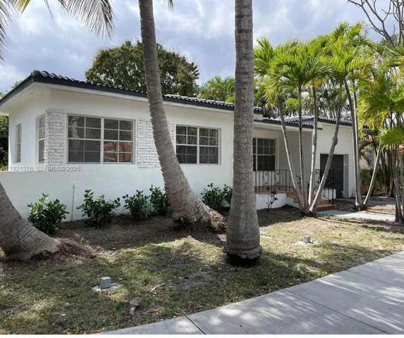 $1,325,000 | 100 Southwest 30th Road, Miami, FL 33129