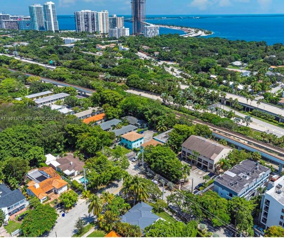 100 Southwest 30th Road Miami, FL 33129 - Photo 31 of 31