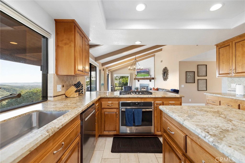 4613 Sleeping Indian Road Fallbrook, CA 92028 - Photo 30 of 75