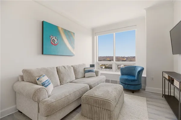 $485,000 | 1 Tower Drive, Unit 604, Portsmouth, RI 02871