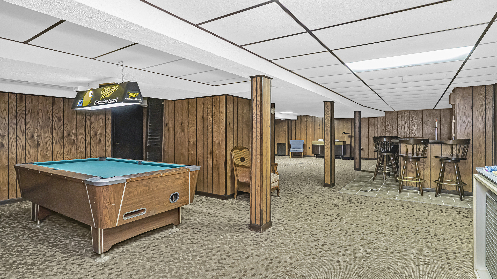 8000 Country Club Lane North Riverside, IL 60546 - Photo 14 of 19 a room with furniture