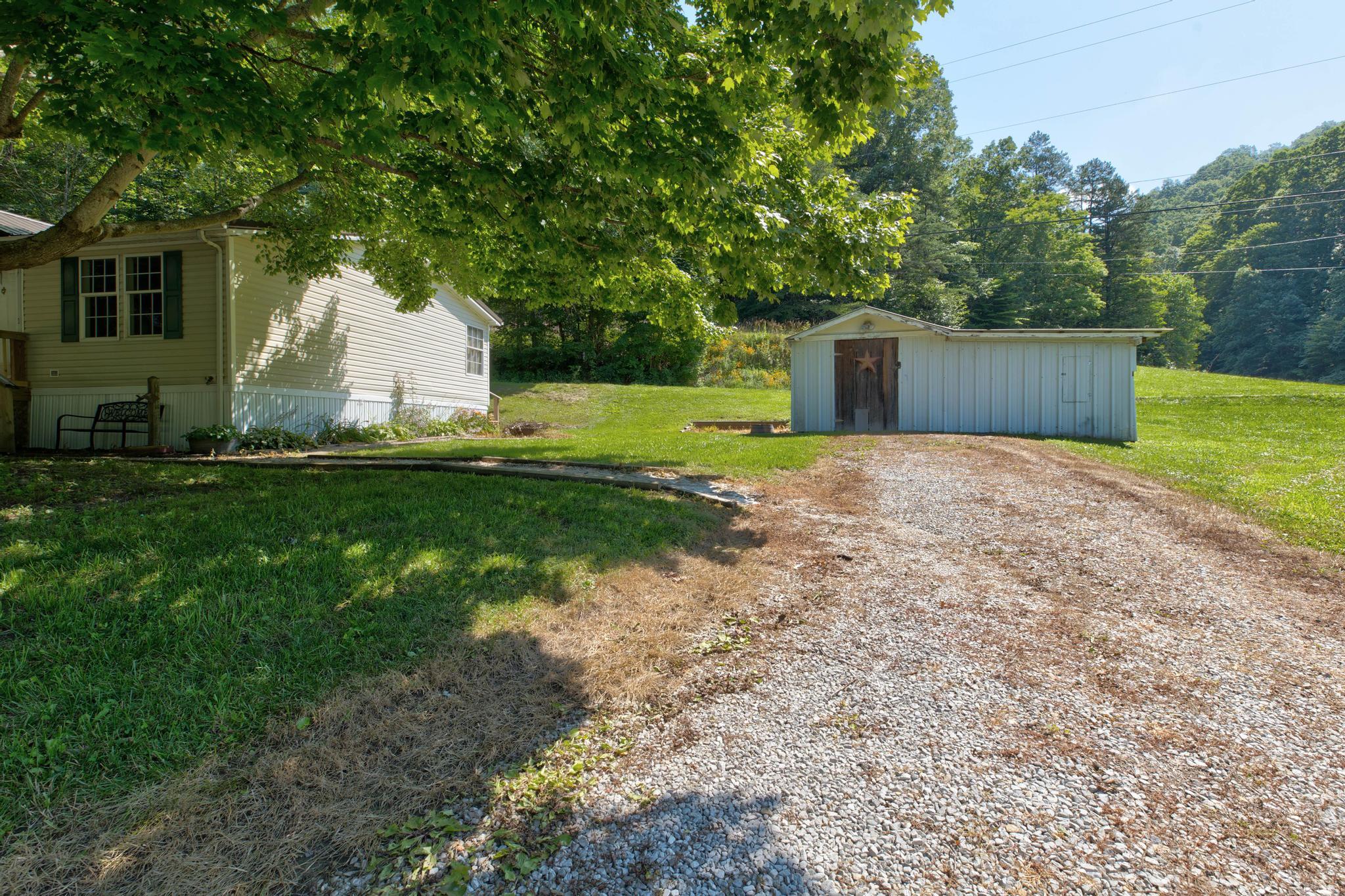 11330 Cranston Road Morehead, KY 40351 - Photo 21 of 26 Driveway and Shed