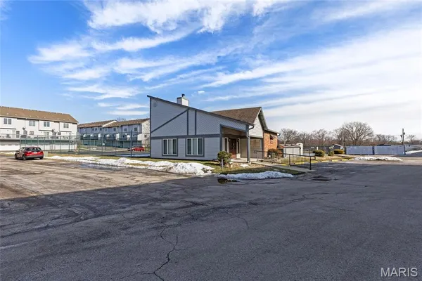 $223,000 | 3405 Sherman Park Drive, St. Charles, MO 63303