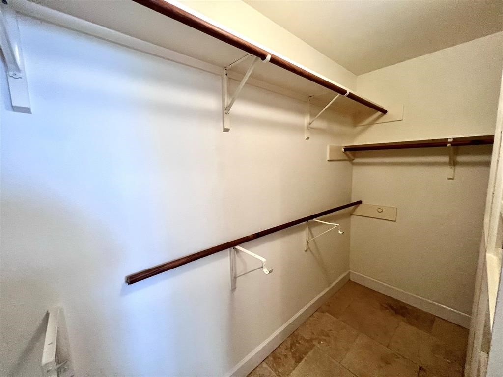 16902 Sandy Reef Court Friendswood, TX 77546 - Photo 17 of 31