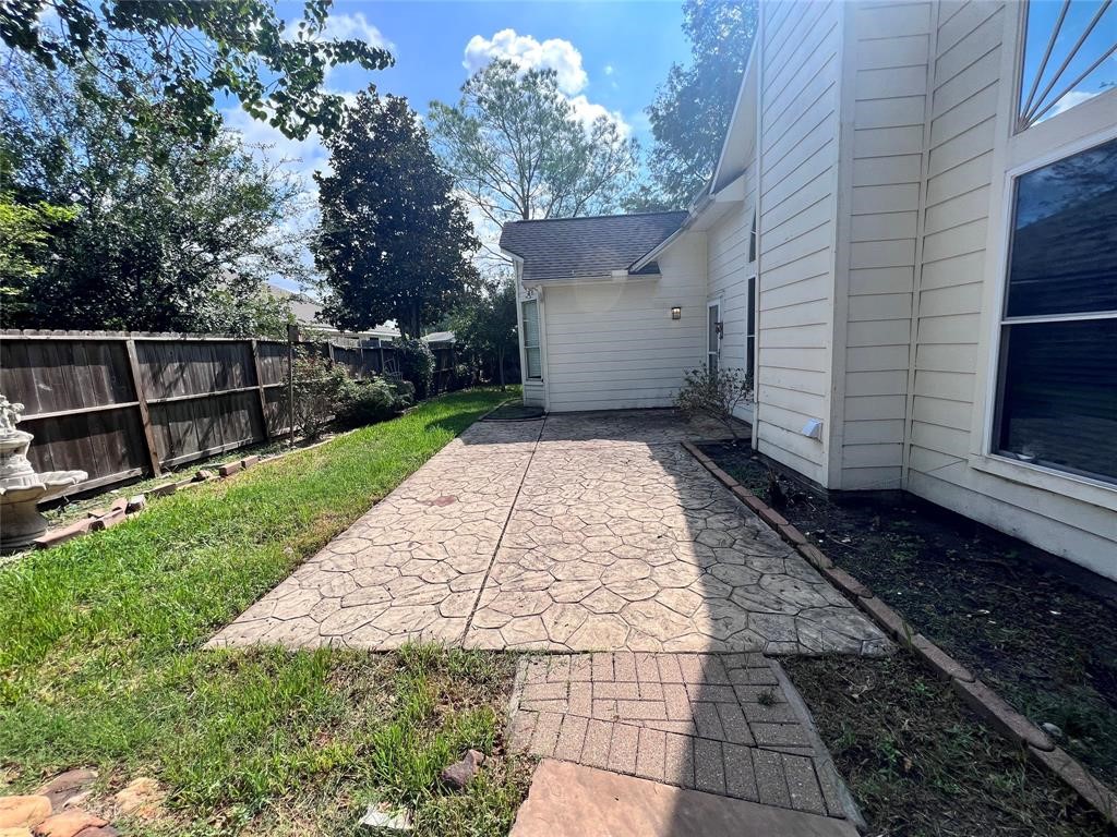 16902 Sandy Reef Court Friendswood, TX 77546 - Photo 30 of 31