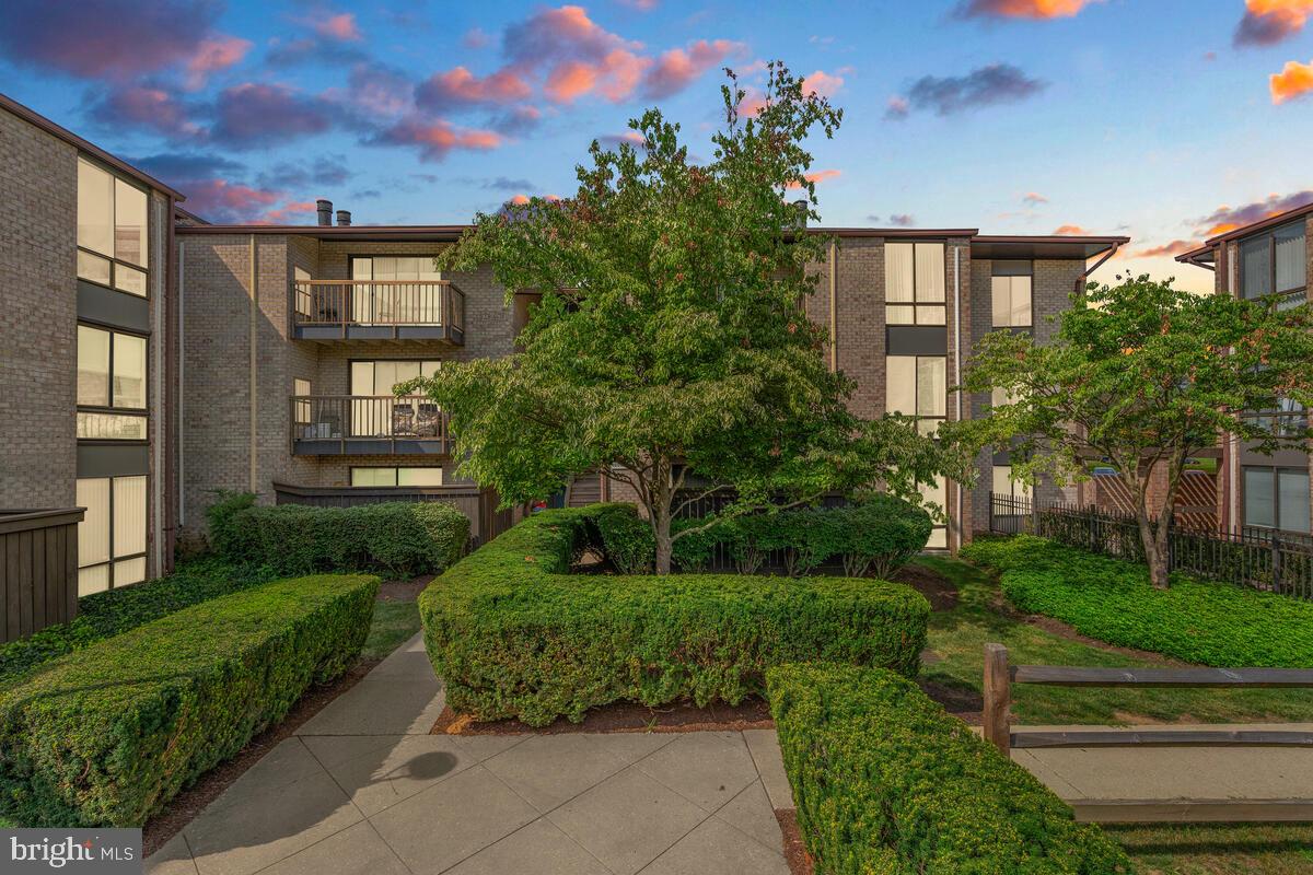 10002 Stedwick Road, Unit 204 Gaithersburg, MD 20886 - Photo 1 of 39 Gallery Image 1