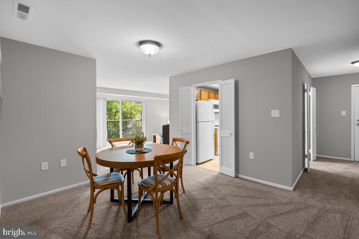 10002 Stedwick Road, Unit 204 Gaithersburg, MD 20886 - Photo 13 of 39 Gallery Image 13