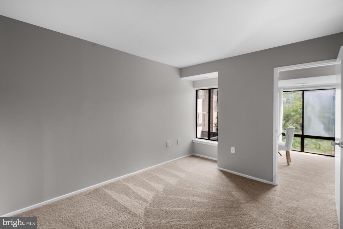 10002 Stedwick Road, Unit 204 Gaithersburg, MD 20886 - Photo 26 of 39 Gallery Image 26