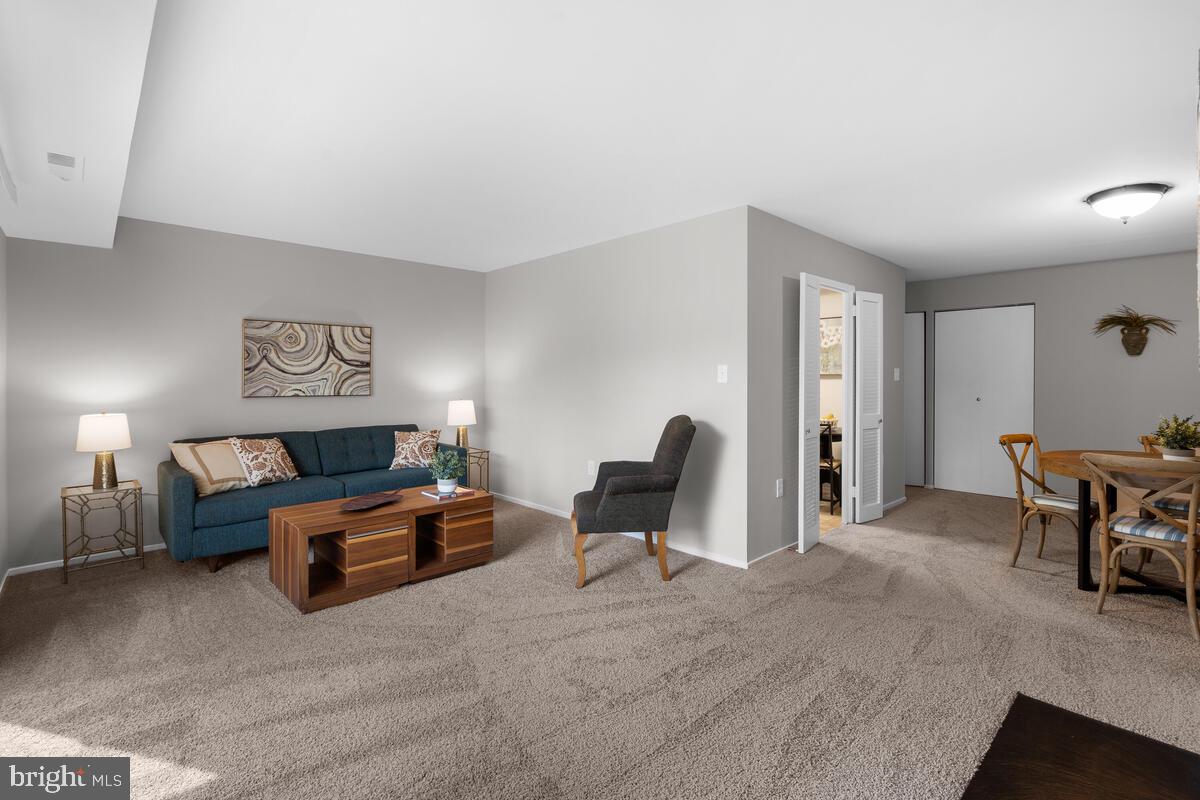 10002 Stedwick Road, Unit 204 Gaithersburg, MD 20886 - Photo 9 of 39 Gallery Image 9