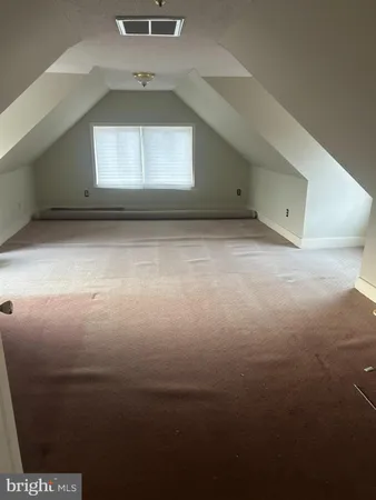 a view of empty room with window