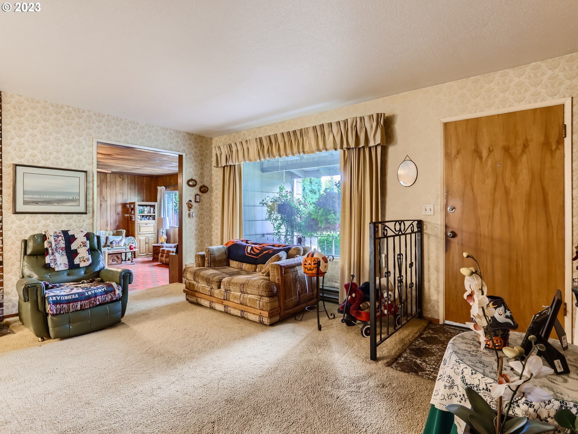 5220 Southeast Welch Road Gresham, OR 97080 - Photo 3 of 20 Gallery Image 3