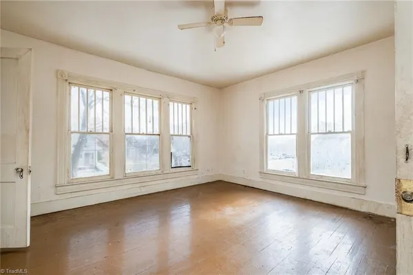 $299,900 | 603 West Davis Street, Burlington, NC 27215