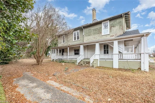 $299,900 | 603 West Davis Street, Burlington, NC 27215