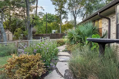 $514,500 | 1140 Stoney Creek Drive, Cedar Hill, TX 75104