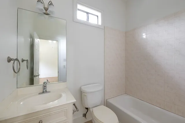 $1,175,000 | 5519 Newcastle Street, Bellaire, TX 77401