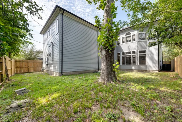 $1,175,000 | 5519 Newcastle Street, Bellaire, TX 77401