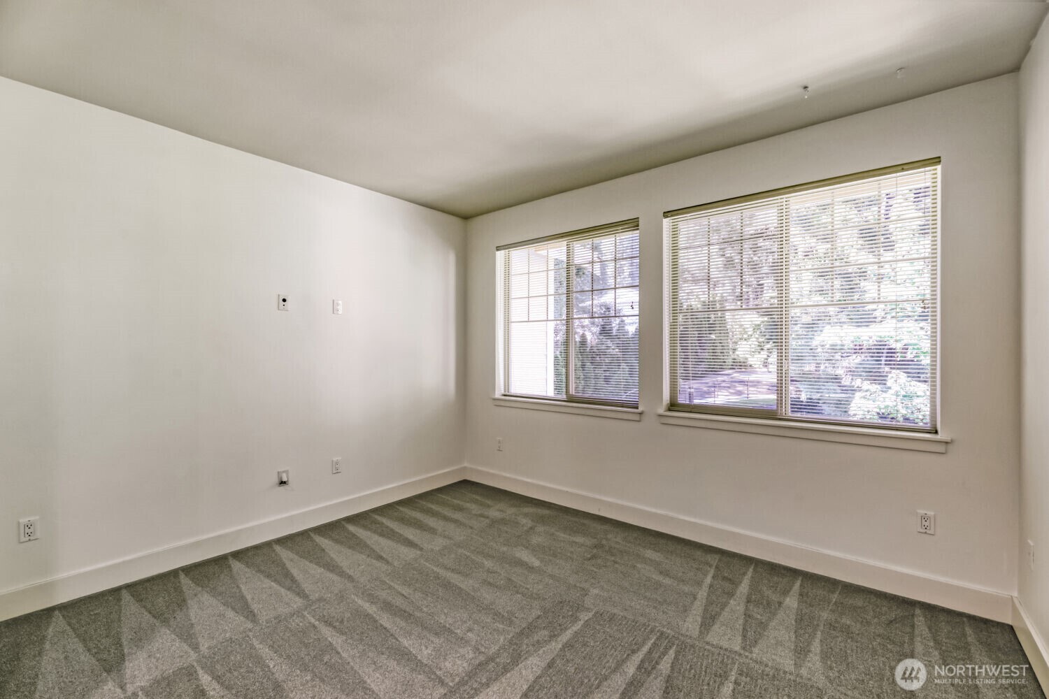 8535 Avondale Road Northeast, Unit A204 Redmond, WA 98052 - Photo 16 of 34
