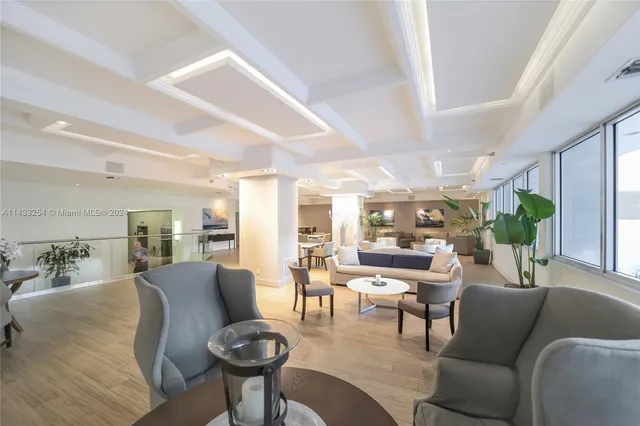 $2,500 | 100 Lincoln Road, Unit 1039, Miami Beach, FL 33139