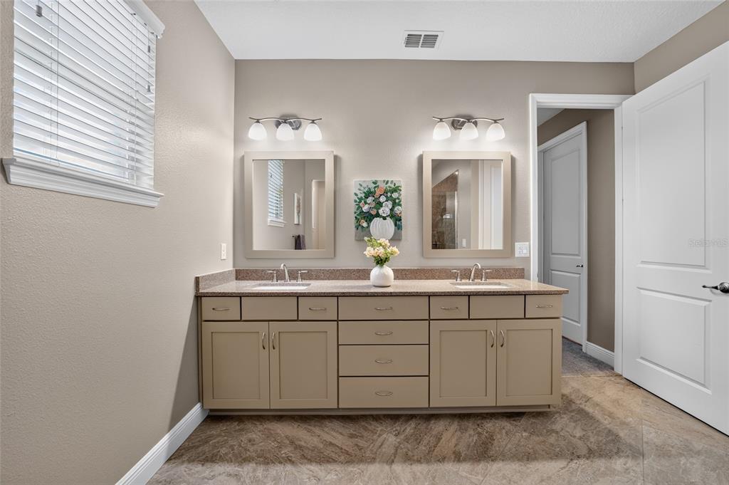 9240 Southwest 89th St Road Ocala, FL 34481 - Photo 47 of 72