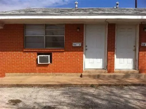 $850 | 1397 Cedar Crest Drive, Unit E, Abilene, TX 79601