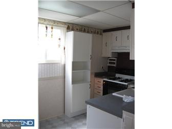 436 East Cheltenham Avenue Philadelphia, PA 19120 - Photo 7 of 10 Kitchen