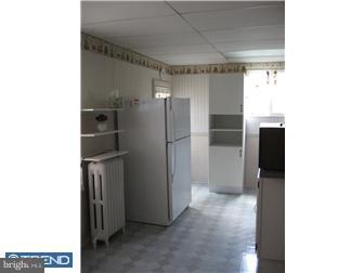 436 East Cheltenham Avenue Philadelphia, PA 19120 - Photo 8 of 10 Kitchen