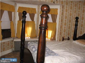 436 East Cheltenham Avenue Philadelphia, PA 19120 - Photo 9 of 10 Bedroom - Main