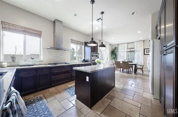 $740,000 | Undisclosed Address, Bakersfield, CA 93314