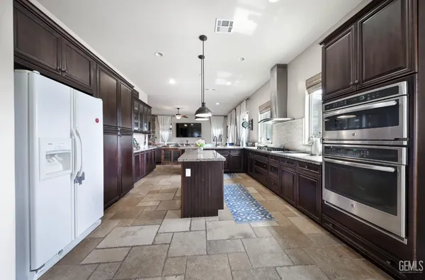 $740,000 | Undisclosed Address, Bakersfield, CA 93314