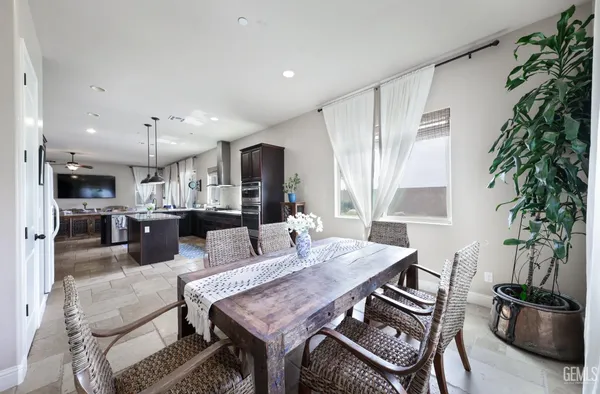 $740,000 | Undisclosed Address, Bakersfield, CA 93314