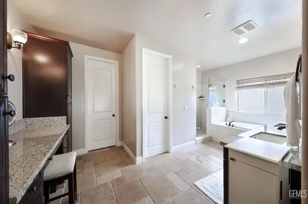 $740,000 | Undisclosed Address, Bakersfield, CA 93314