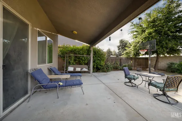 $740,000 | Undisclosed Address, Bakersfield, CA 93314