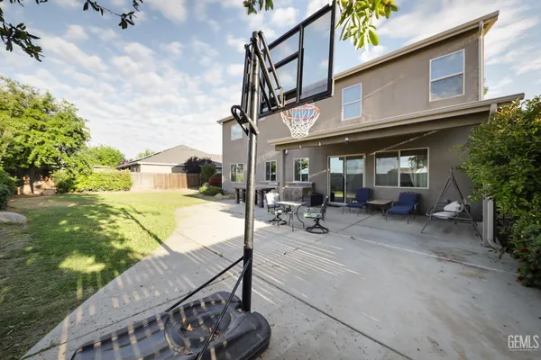 $740,000 | Undisclosed Address, Bakersfield, CA 93314