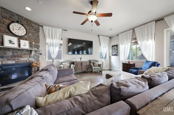 $740,000 | Undisclosed Address, Bakersfield, CA 93314