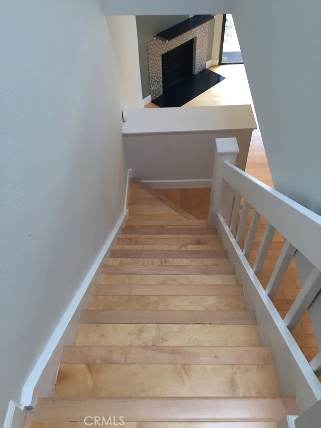 251 Pineview Irvine, CA 92620 - Photo 30 of 54 a view of entryway