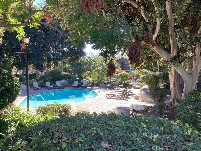 $3,495 | 251 Pineview, Irvine, CA 92620