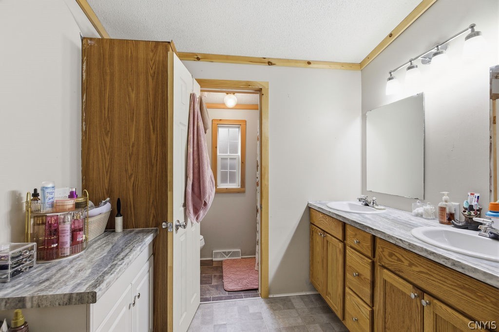 1541 Co Rte 7 Hannibal, NY 13126 - Photo 12 of 25